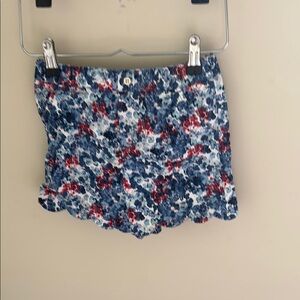 Floral Scalloped Hem Shorts